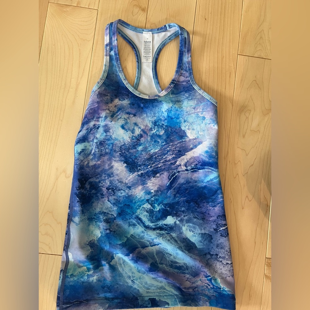 Ivivva sports tank top size 10